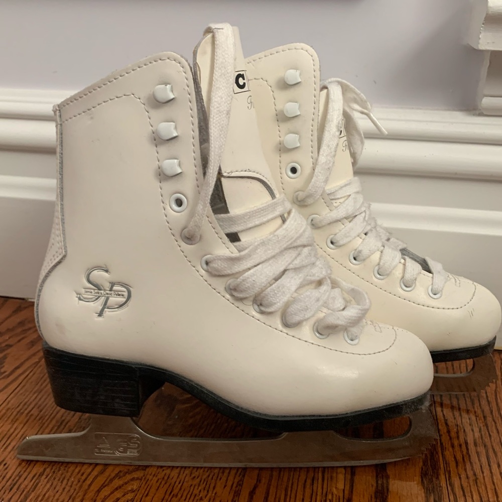 CCM Jamie Sale and David Pelletier Figure Skates